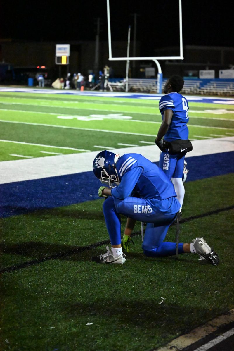 Emotions high on sideline. Bears lose game 28-52.